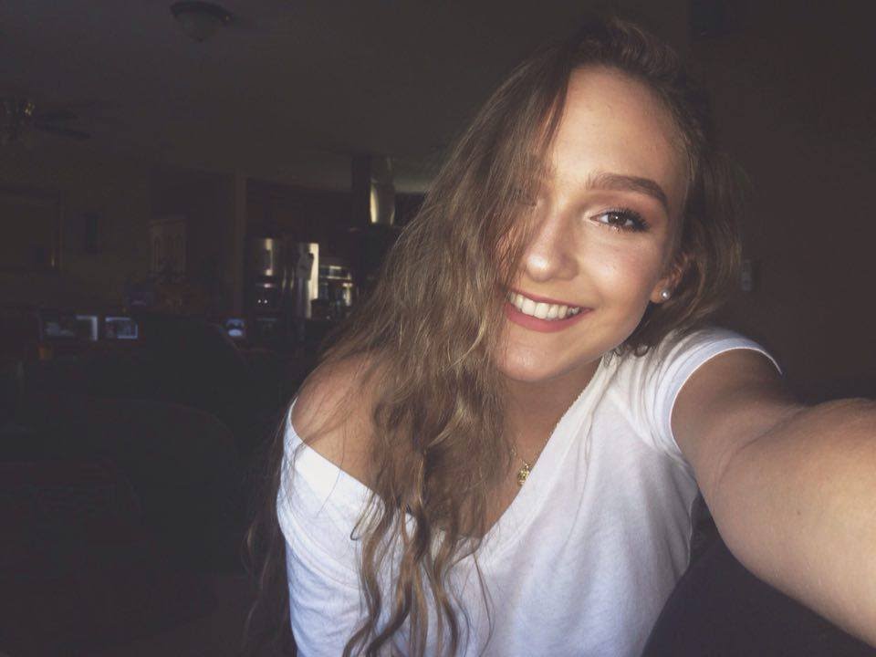 HIGH SCHOOL MAKEUP LOOK// 2016