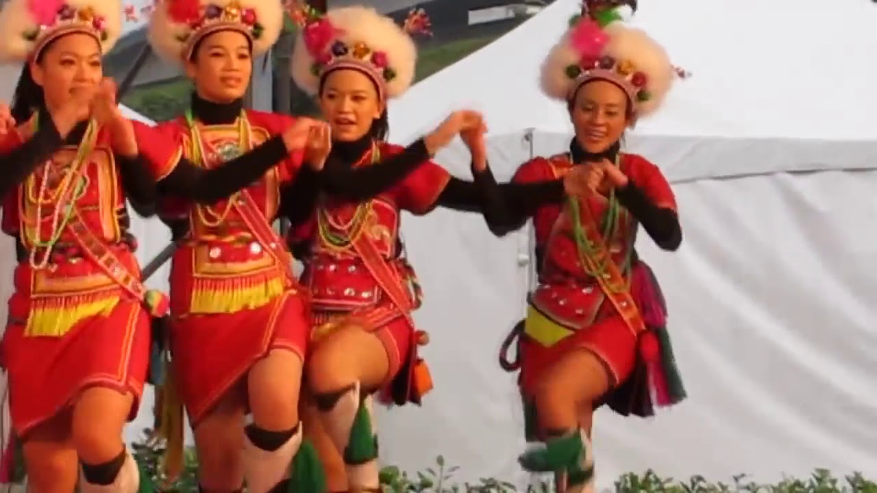 เกาซันชิง gao shan qing 高山青  ชาวเผ่า เต้นร่าเริงบันเทิงใจ