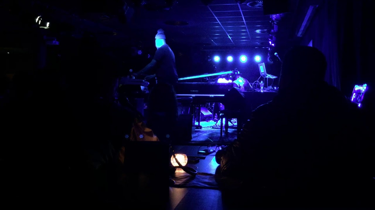 Robert Glasper, Burniss Travis, Justin Tyson, Jahi Sundance - 3