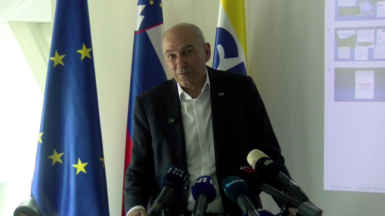 (V ŽIVO) Povolilna novinarska konferenca SDS