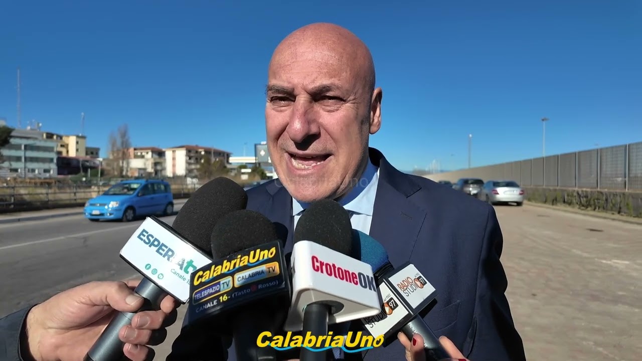 Crotone non dimentica: cerimonia in ricordo delle vittime del naufragio di Steccato di Cutro