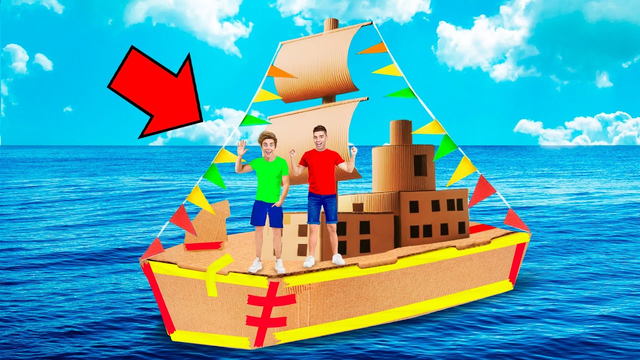 تحدي القارب العملاق من الورق المقوى!