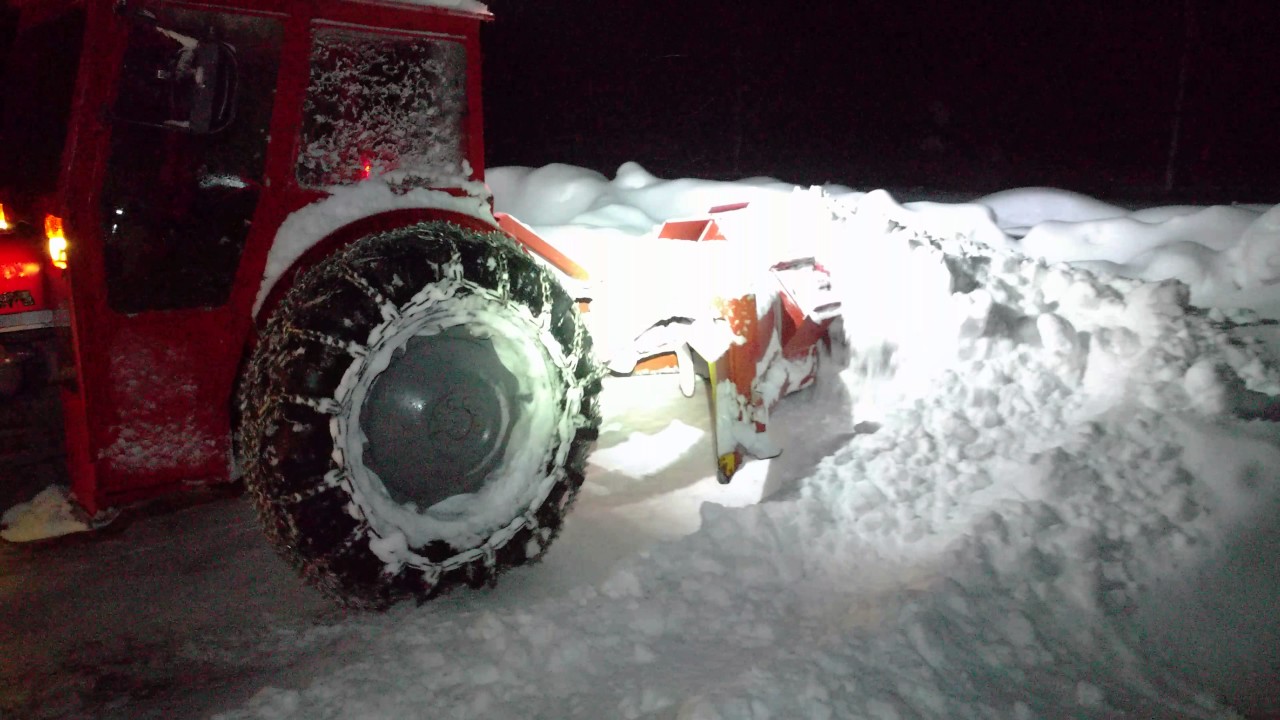 Massey Ferguson 35 snow plowing