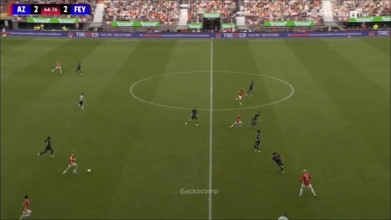 Kees Smith v Feyenoord  [Press Resistance & Progressive Play]