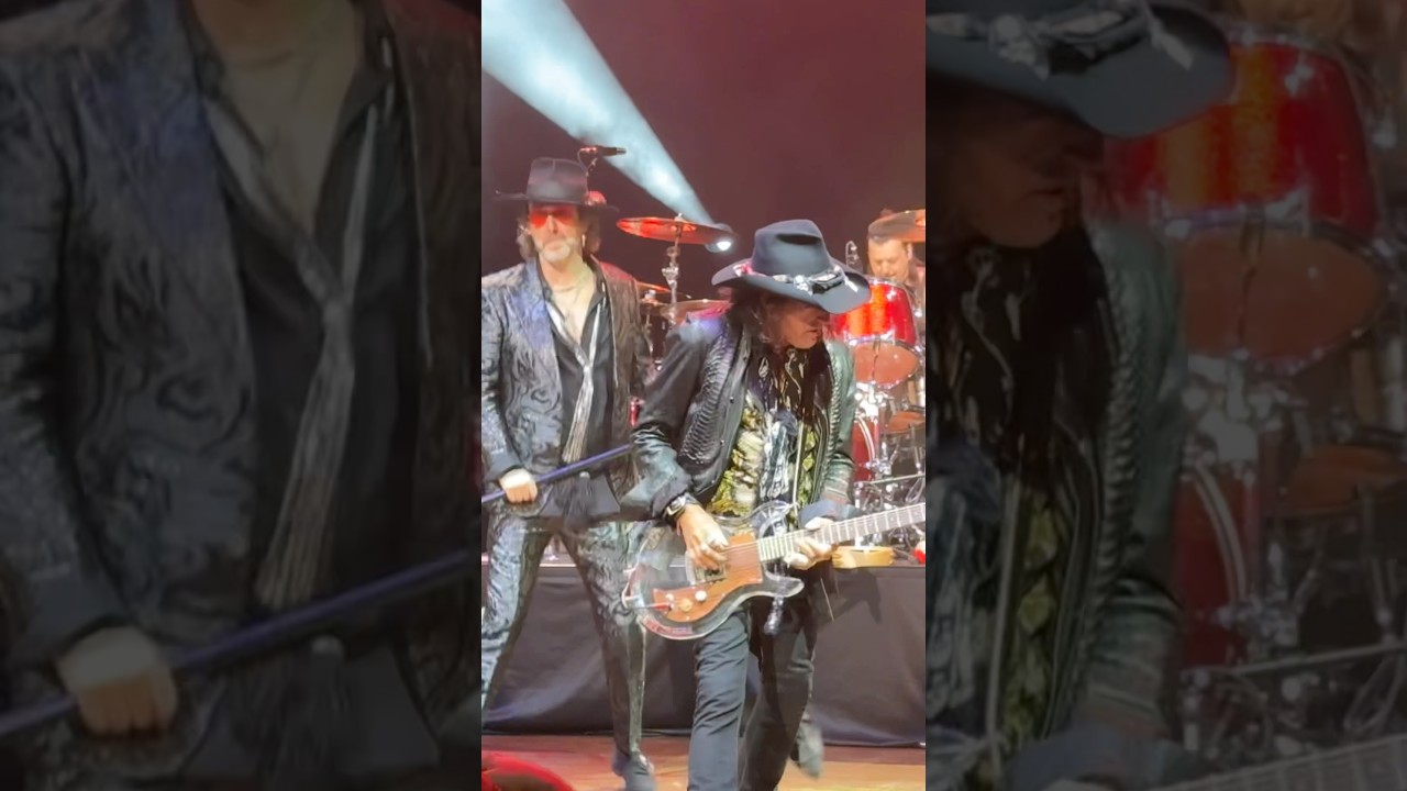 Joe Perry Project On With The Show ! Boston