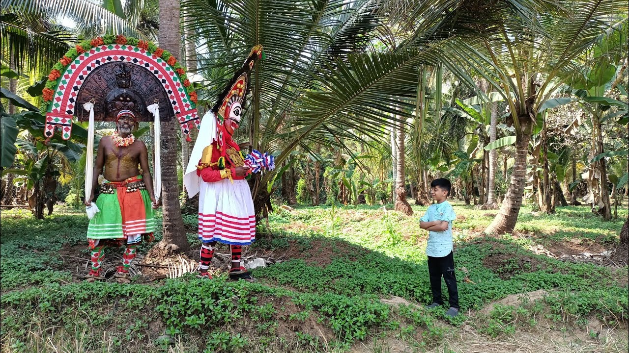പൂതനും തിറയും 