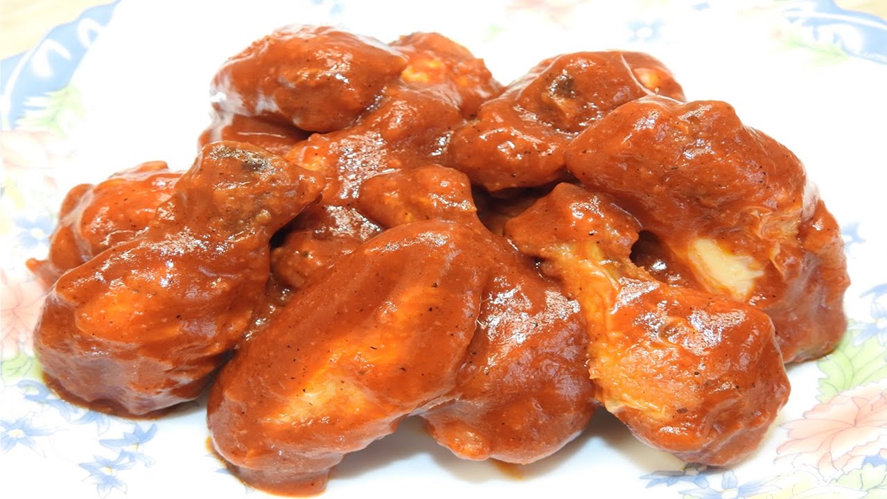 Aripioare de pui cu sos barbeque