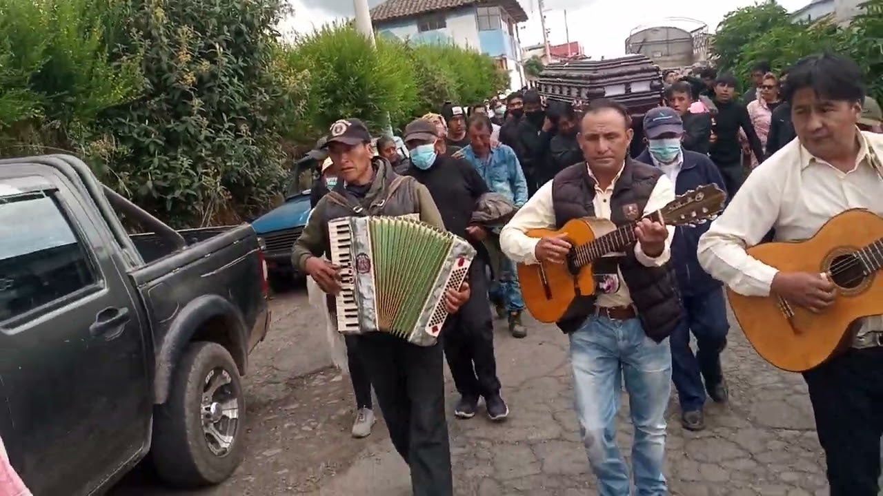 Los chavitos de pillaro i sus cuerdas de oro🐴🐂
