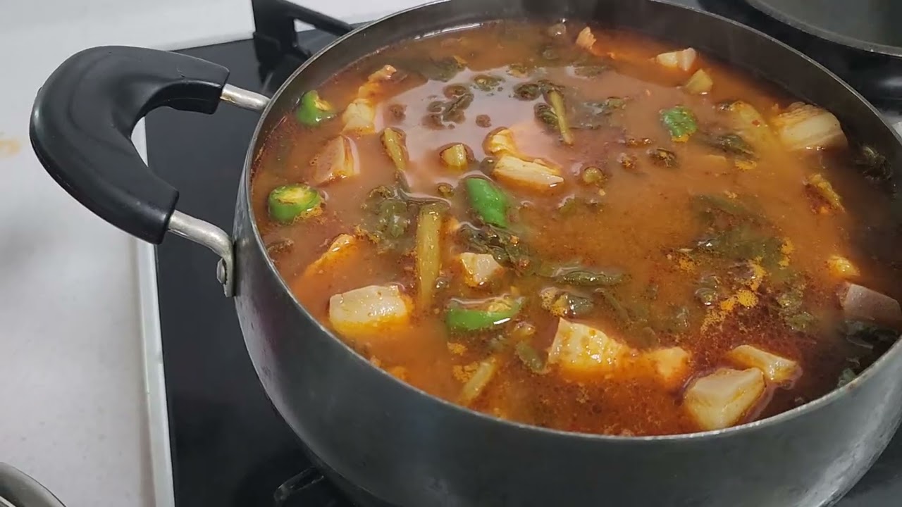 tập tành nấu món canh đặc sản hq .hjjj