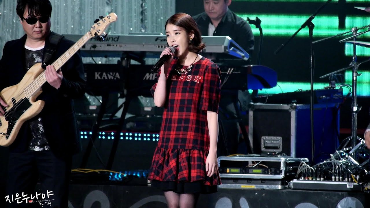 131118 대중문화예술상 시상식 축하공연 아이유(IU) - 단발머리