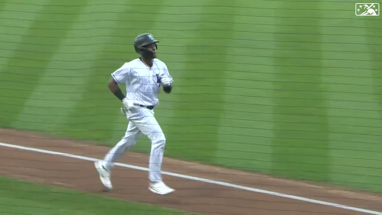 Loidel Chapelli DRILLS a Two-Run Home Run! | Chicago White Sox Prospect | 4/12/2023