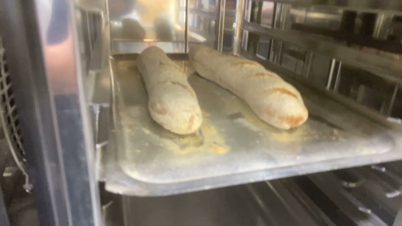 French Baguette الباجيت الفرنسى
