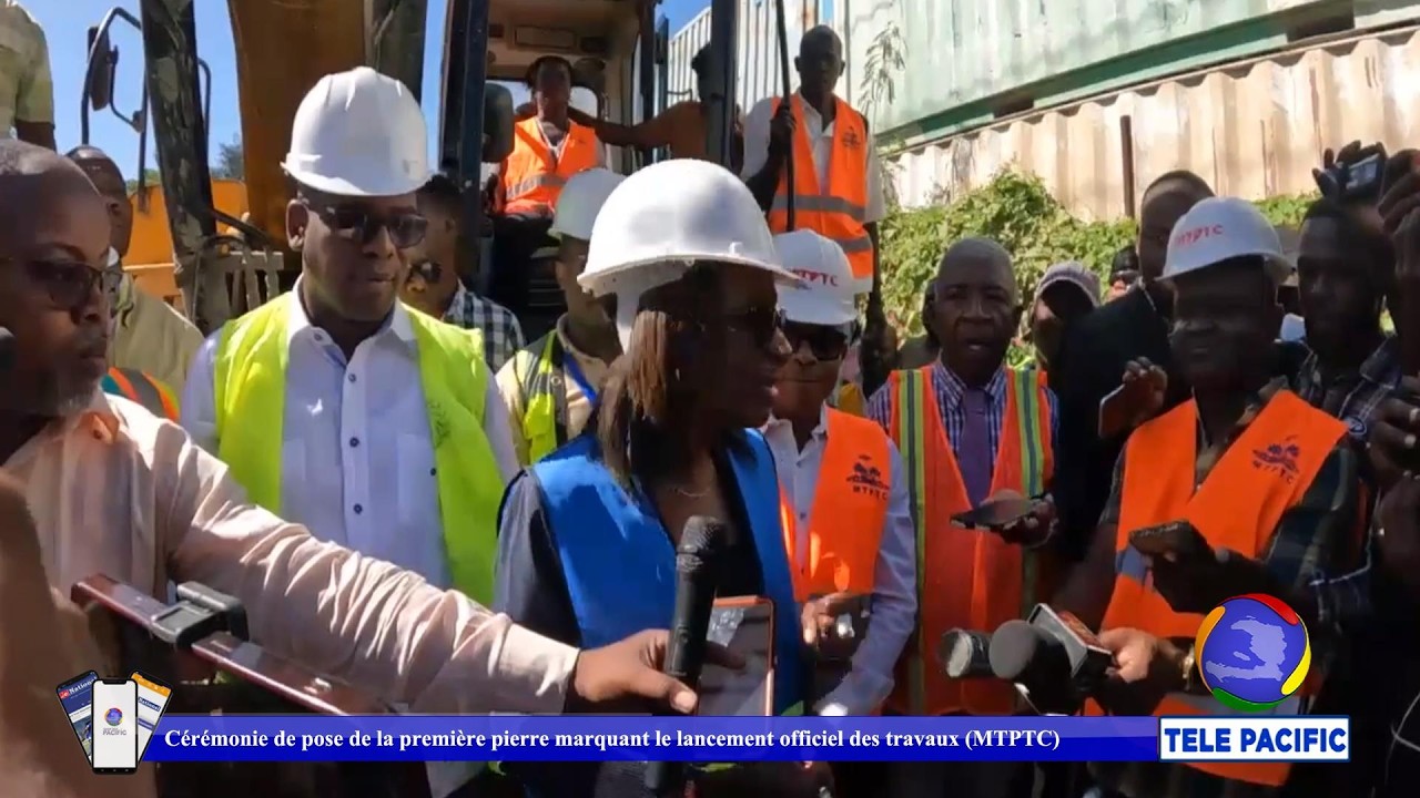 Cérémonie de pose de la première pierre marquant le lancement officiel des travaux (MTPTC)
