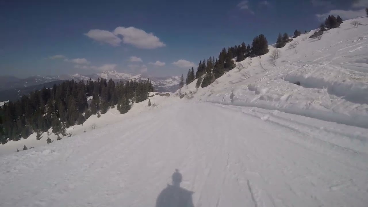 La Clusaz, France: Le Fernuy (red)