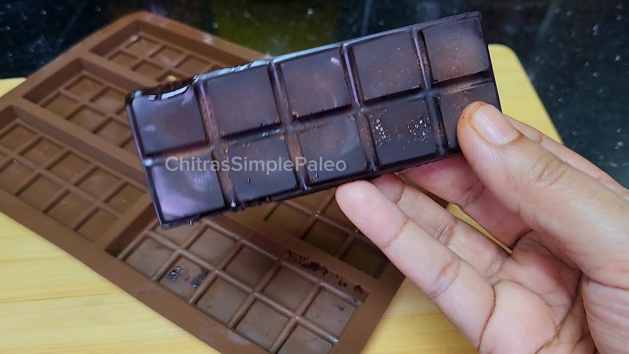 🍫 3-Ingredient Keto Dark Chocolate Homemade keto dark chocolate#KetoDarkChocolate #LowCarbChocolate