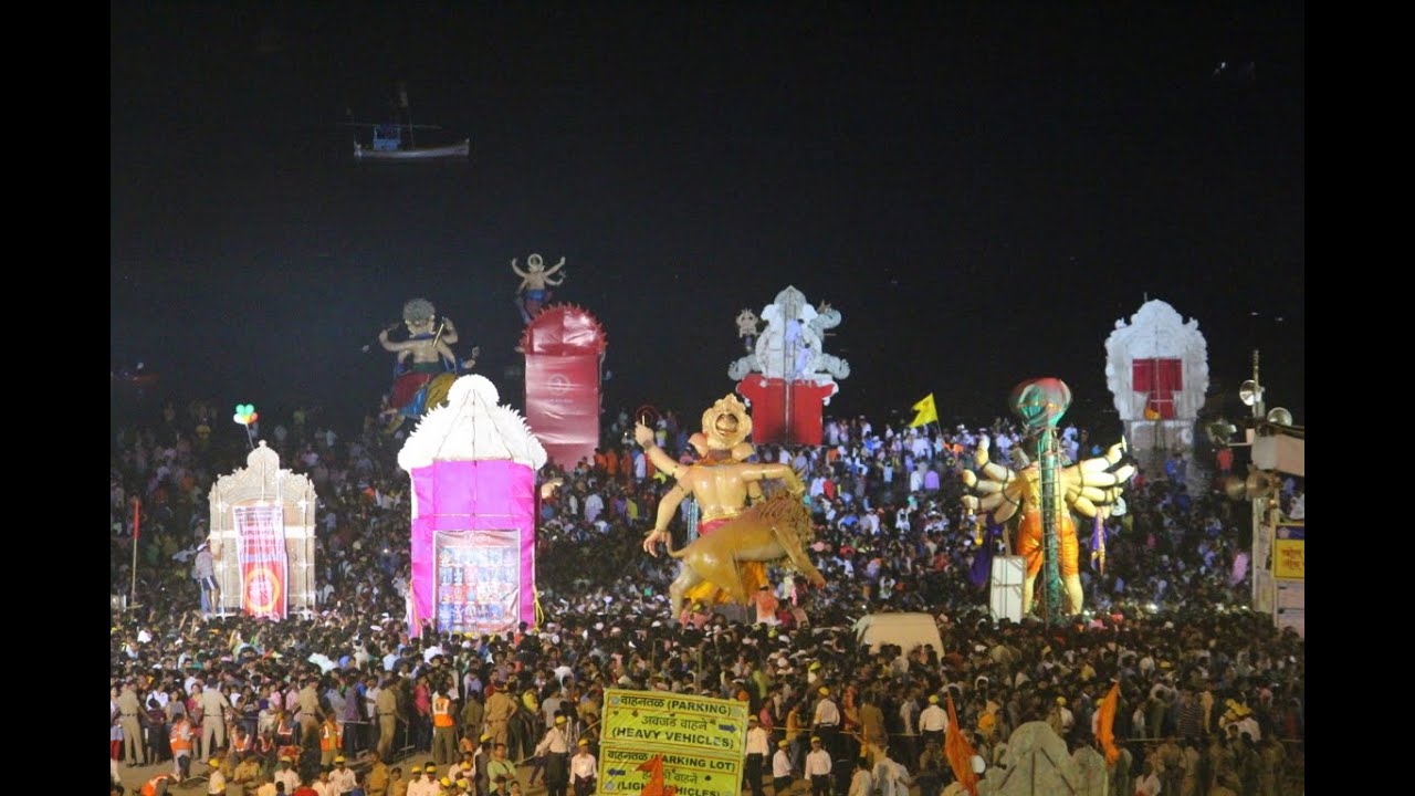 GANESH VISARJAN 2015 AT GIRGAON CHOWPATTY MUMBAI INDIA