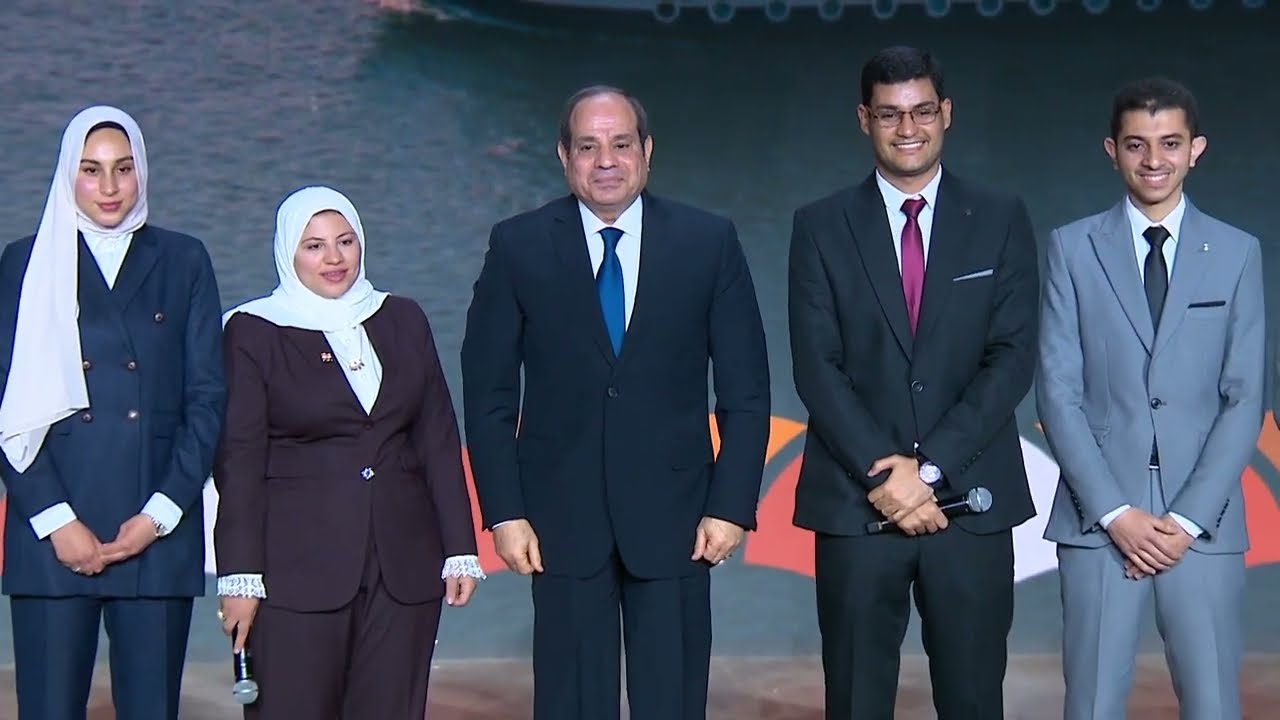 الرئيس السيسي يوجه كلمة لطلاب جامعة سوهاج الجديدة
