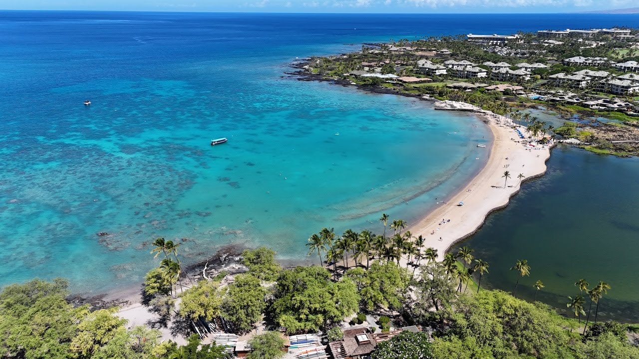 Anaeho'omalu Beach (A'Bay) at Waikoloa Beach Resort