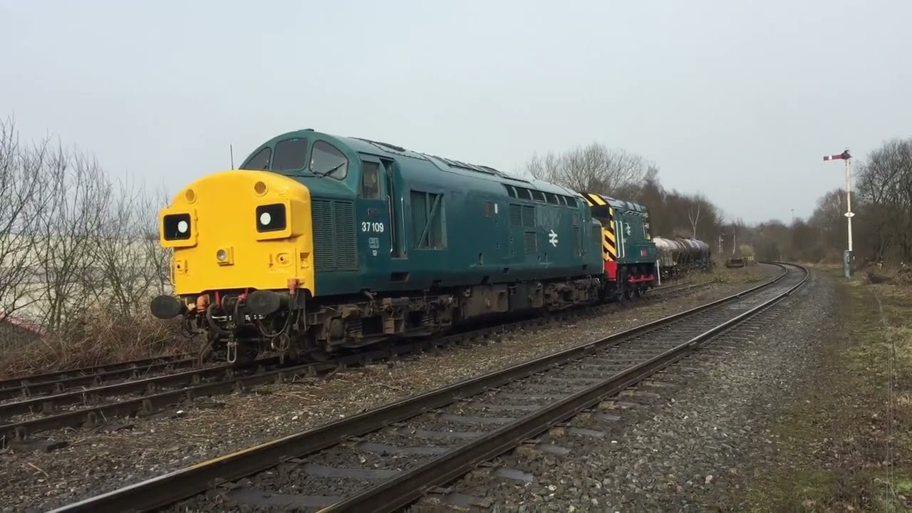 Inside the Class 37  12CSVT in 28 Second #class37 #Diesel #BritishRail #fyp