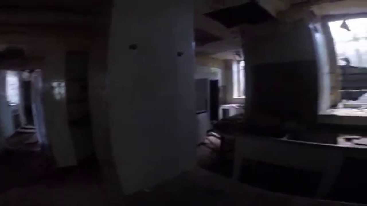 QUIET URBEX SESSION #13 - NOISY BASEMENT KITCHEN HEATING & KIDS DRESSING