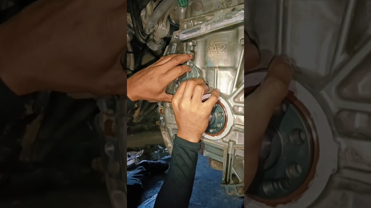 Honda Accord!How to replace crankshaft oil seal & converter oil seal?