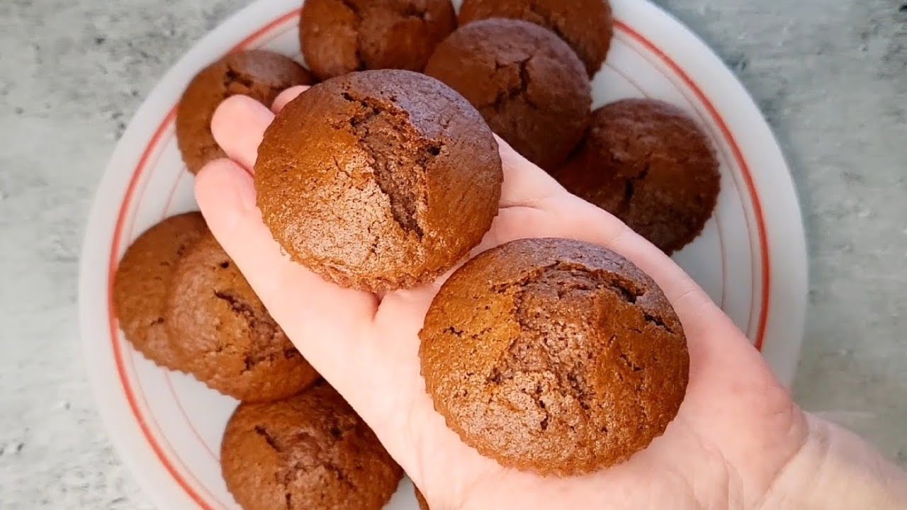 CON SÓLO 1 HUEVO HICE 20 GALLETAS BLANDITAS, ESPONJOSAS en 5 MINUTOS de CHOCOLATE POSTRE RICO FÁCIL