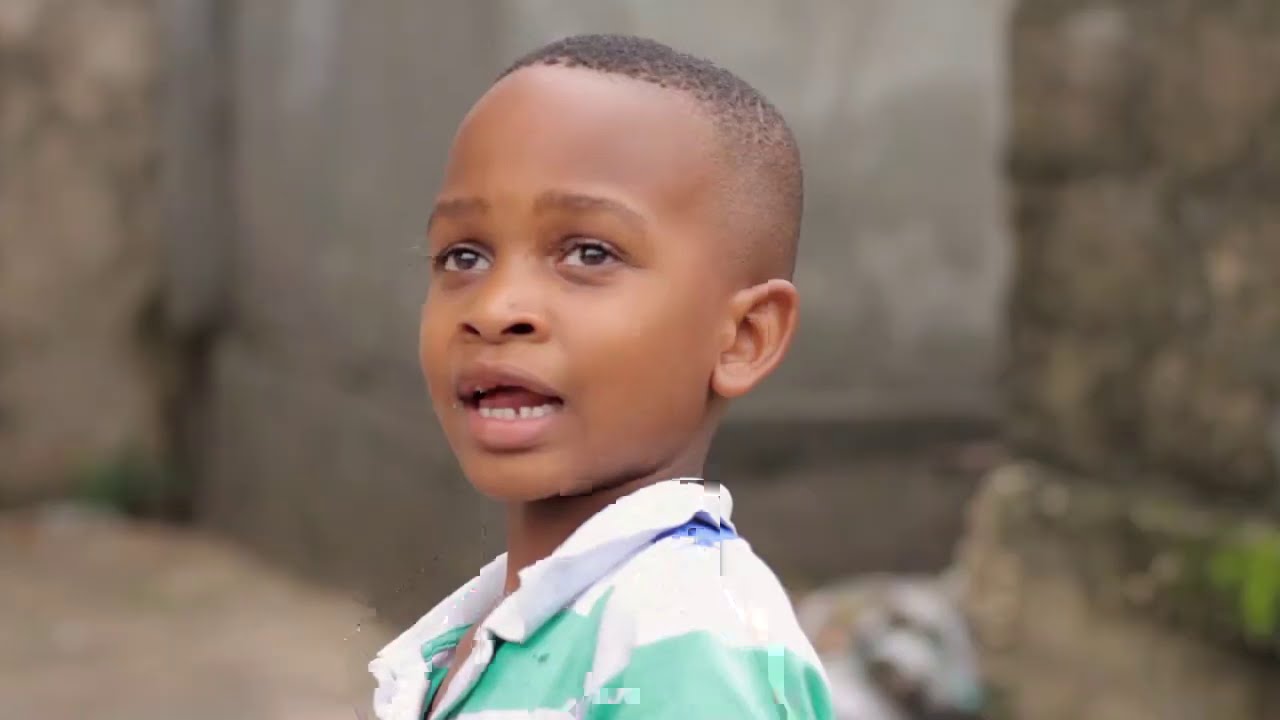 ONA DOGO SELE UJANJA WAKE  ALICHOMFANYIA STEVE MWEUSI