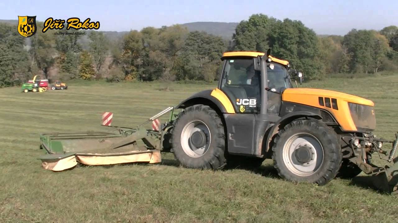 JCB FASTRAC 8310 a KRONE EasyCut 9,5 m