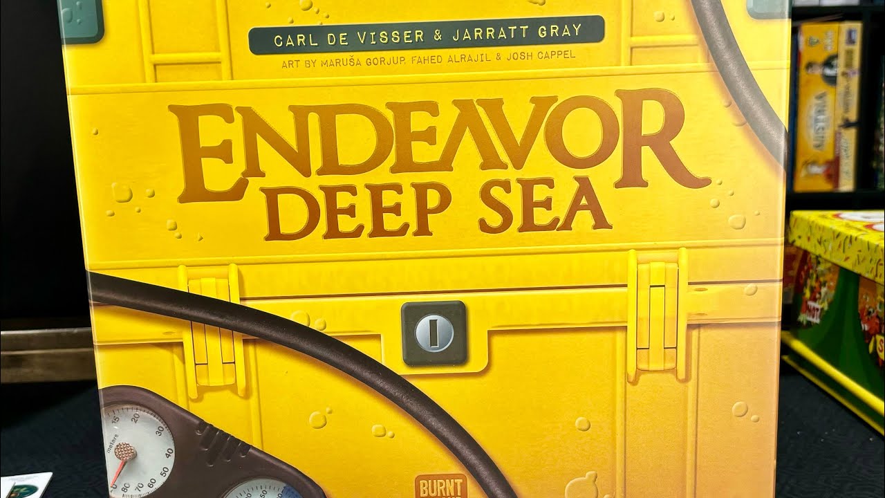 Распаковка розничной версии Endeavor Deep Sea.