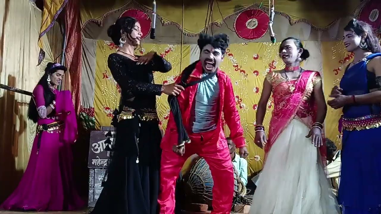 जोरदार कॉमेडी के साथ,खुशबूरानी की नौटंकी में कमीनो की पाठशाला #नाचनौटंकीप्रोग्राम #महेंद्रसरोजनौटंकी