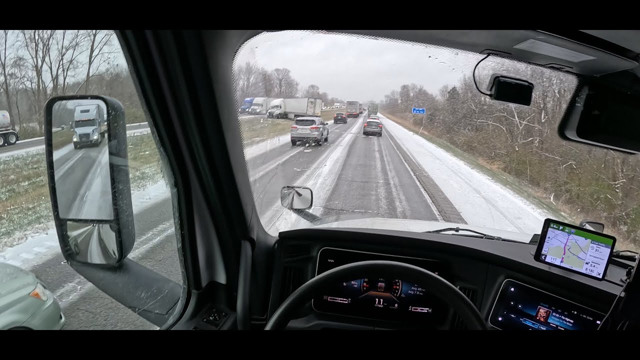 FIRST SNOW OF THE SEASON! (Missouri to Ohio W/GP Transco)