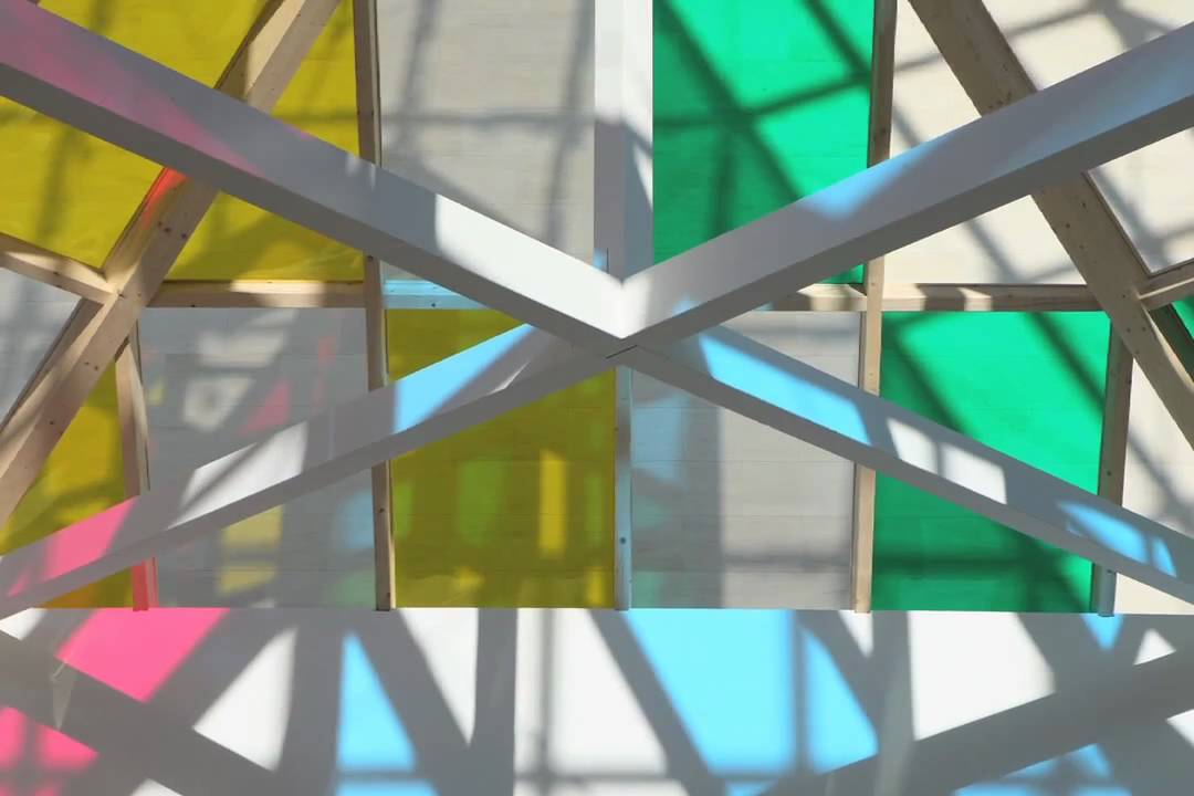 DANIEL BUREN : « ARCHITECTURE, CONTRE-ARCHITECTURE : TRANSPOSITION »