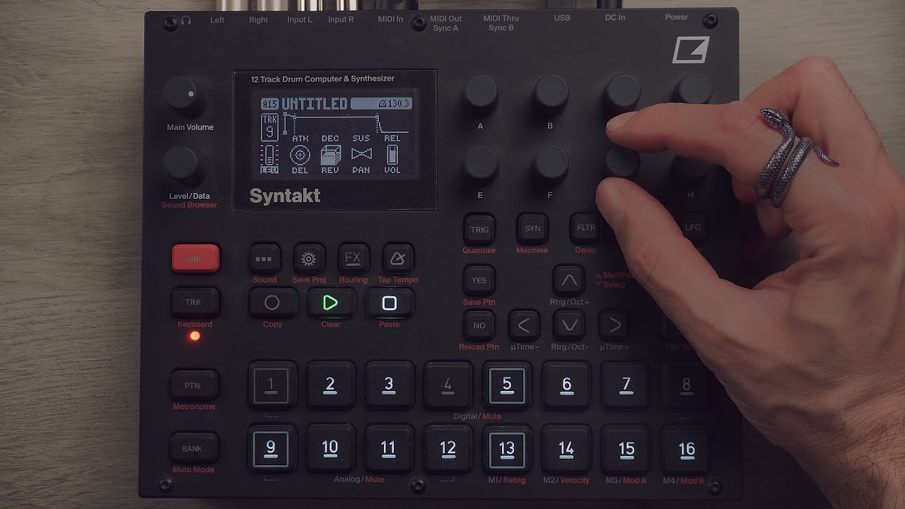 analog echoes [detroit techno live jam] · michele manzo