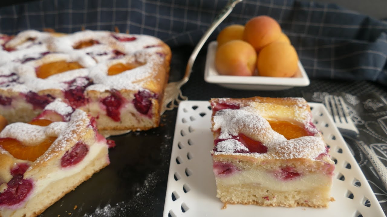 Вкуснейший творожный пирог с абрикосами и вишней для всей семьи!