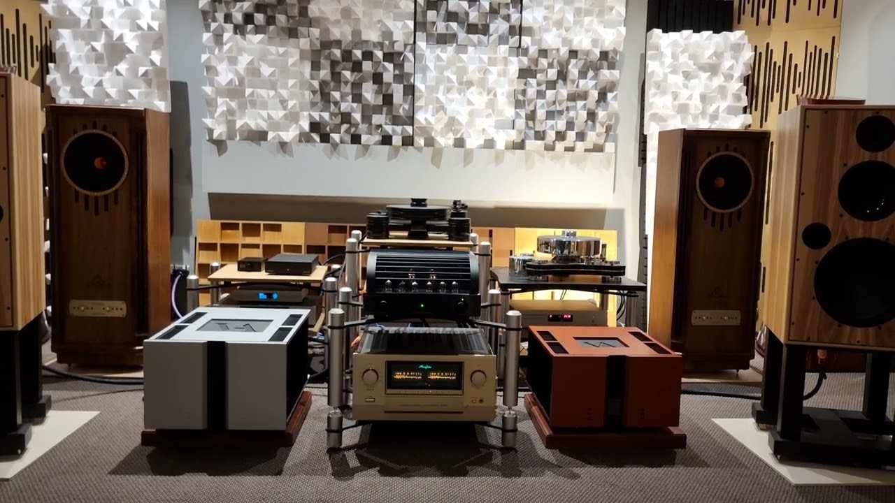 Harbeth 40.3 XD play Liberty with Primaluna Evo 400 and Accuphase E800 Power Amplifier