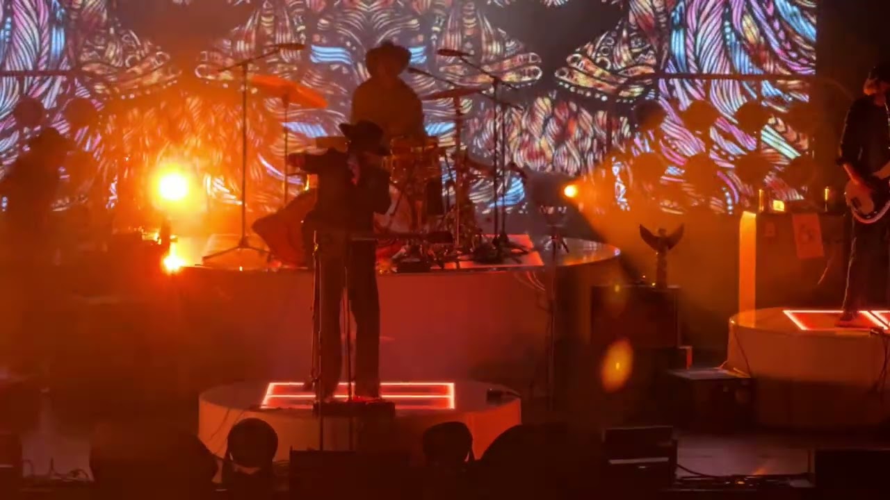 This was such a special gig - Thanks @dopelemon #uptownfolks 