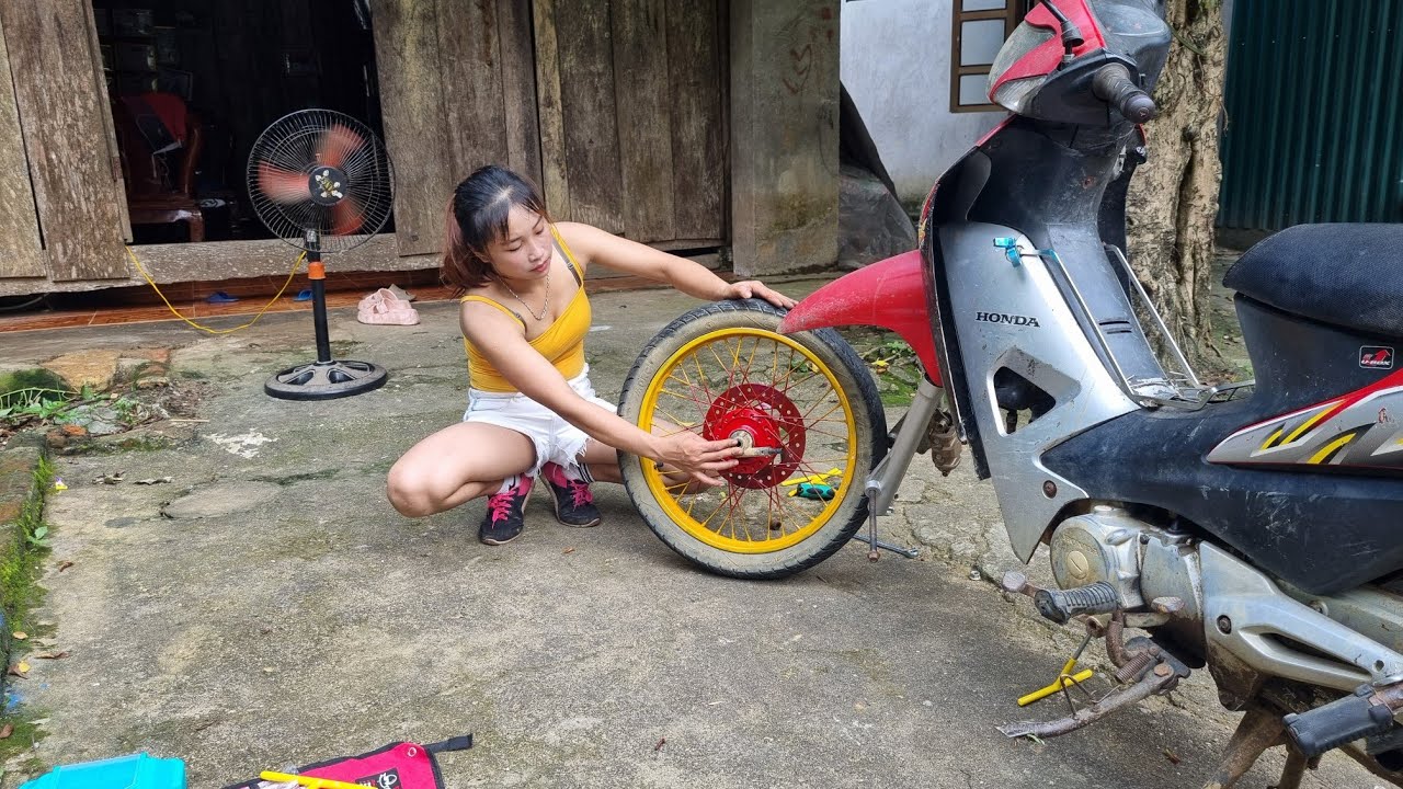 Repair genius: repair honda motorcycle rim spray paint