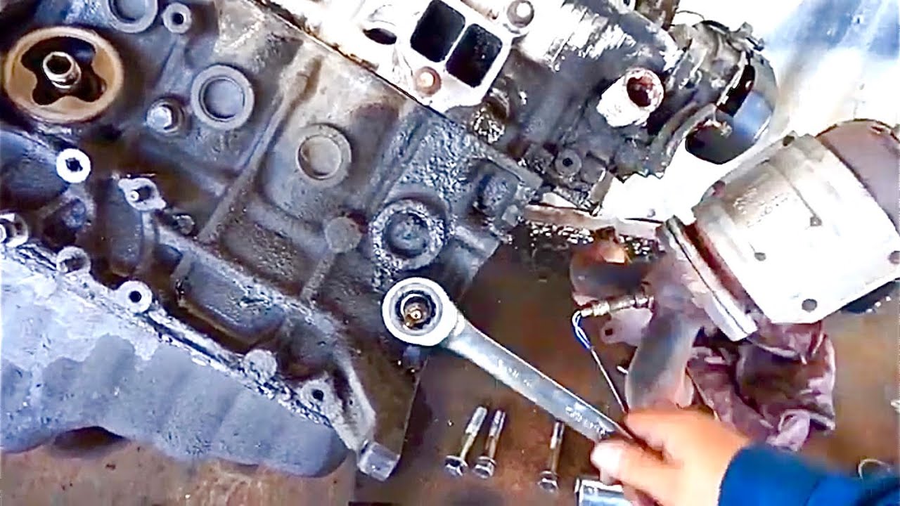 Como quitar Sensor de presion de Aceite Toyota @El Chano Jose