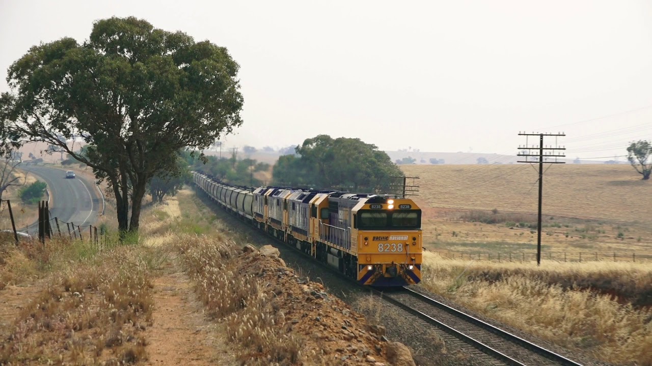 12,000hp Australian Grain Train!