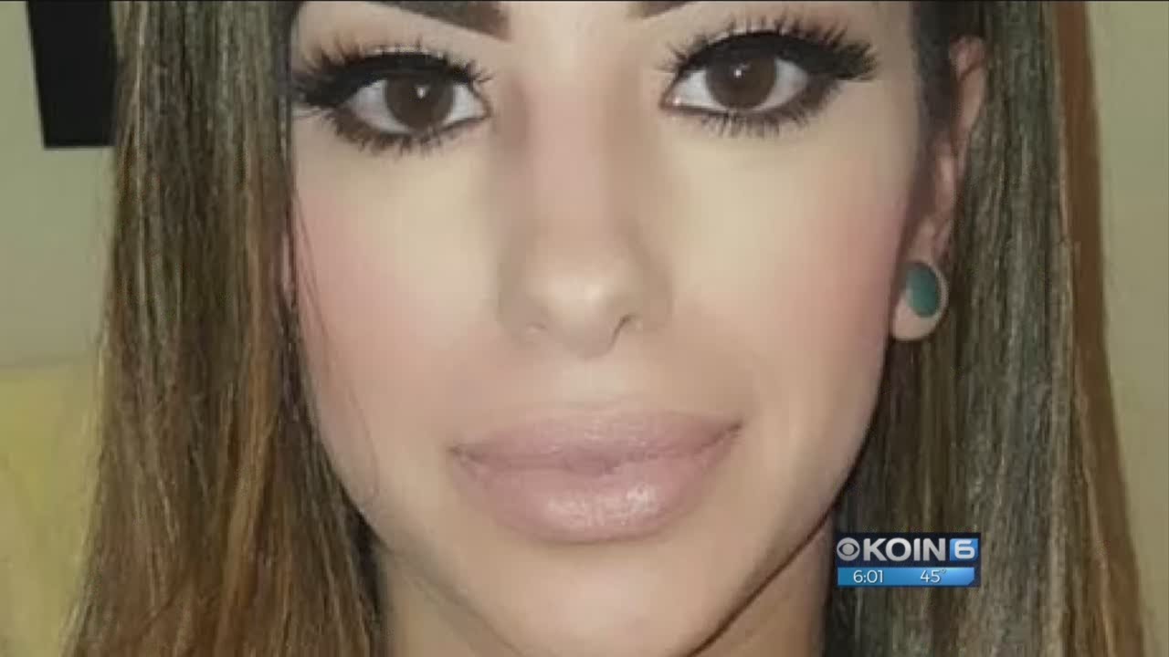 Woman's body found in trunk of a car in Aloha