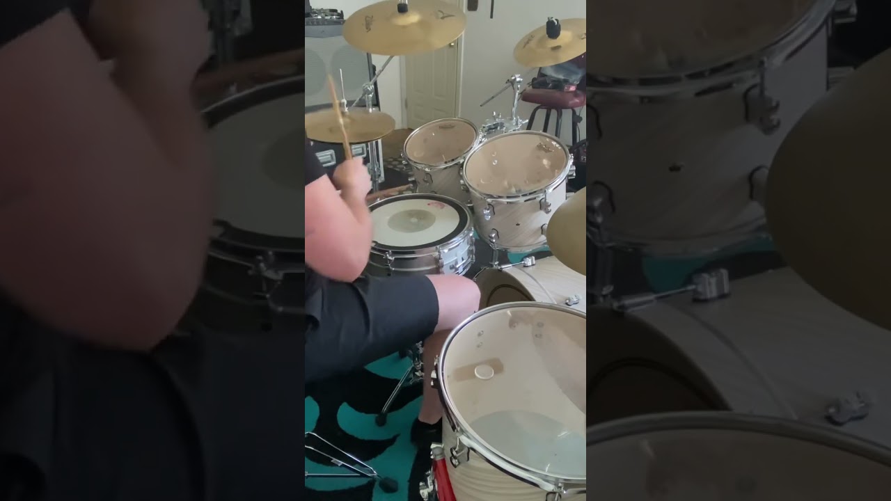 #drumfam #drummerlife #drumming #drummers #drums #drumsdrumsdrums #drumset #dwdrums #music #drumlife