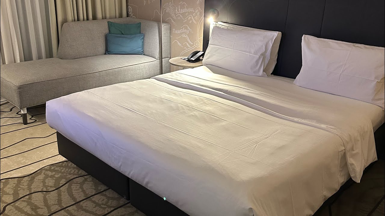 Hyatt Place Frankfurt Airport Hotel - One King Room - Breakfast - Review - Excellent - 2025 Update