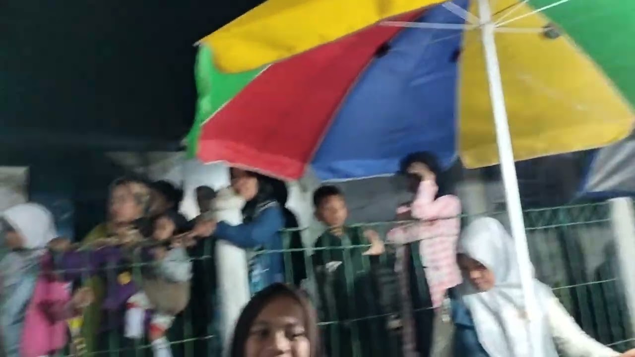 Tari Jaipong Lengser wengi Remaja IKRIMAS 