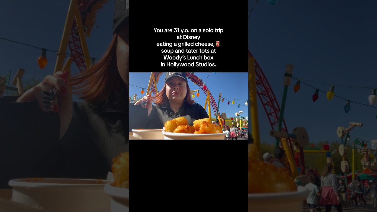 ☺️🎢🥫🥪 #woodyslunchbox  #disneyvlogs #disneysolotrip #lifestylevlogger #disneyvlogs @DisneyParks