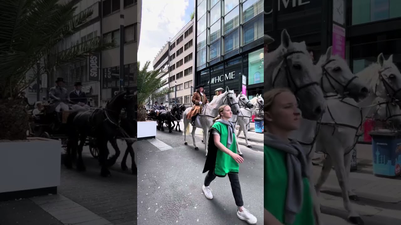 PARADE DI JERMAN