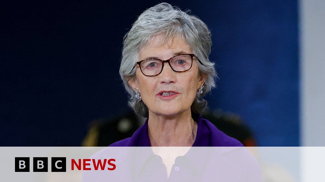 Catherine Connolly sworn in as Irish president | BBC News