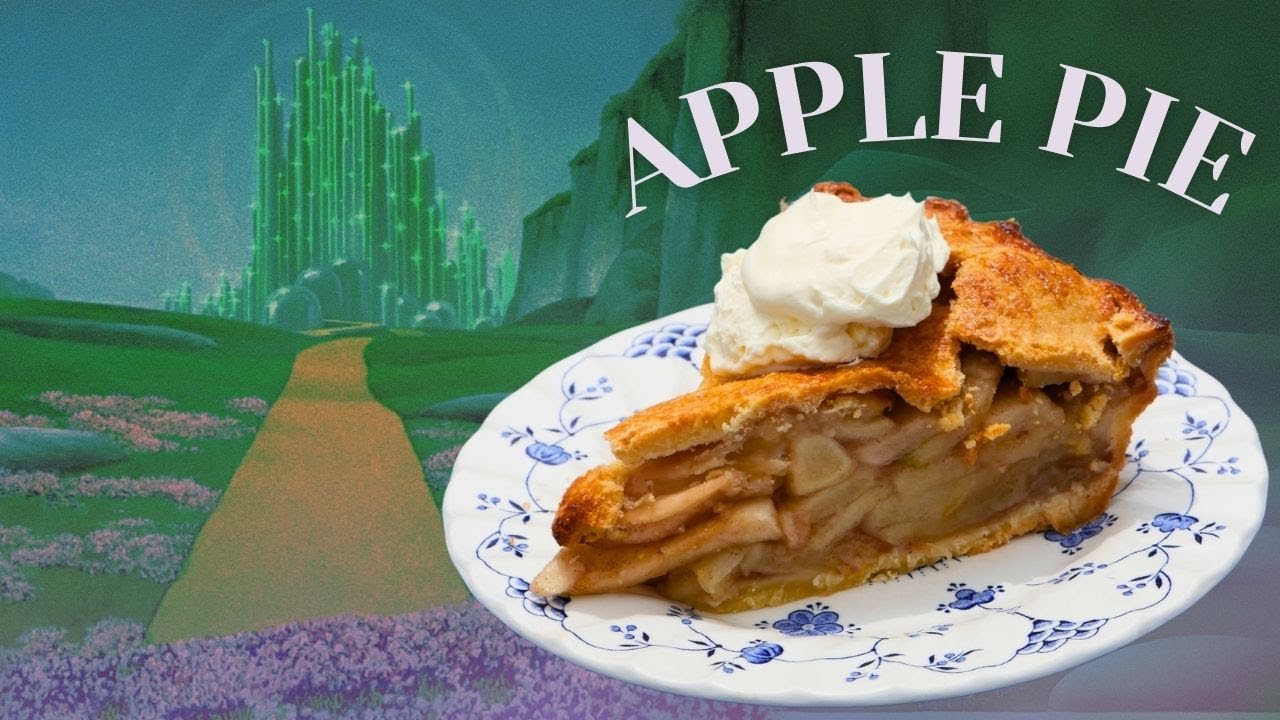 THE WIZARD OF OZ Apple Pie | Made with Dorothy's apples ft. Toto