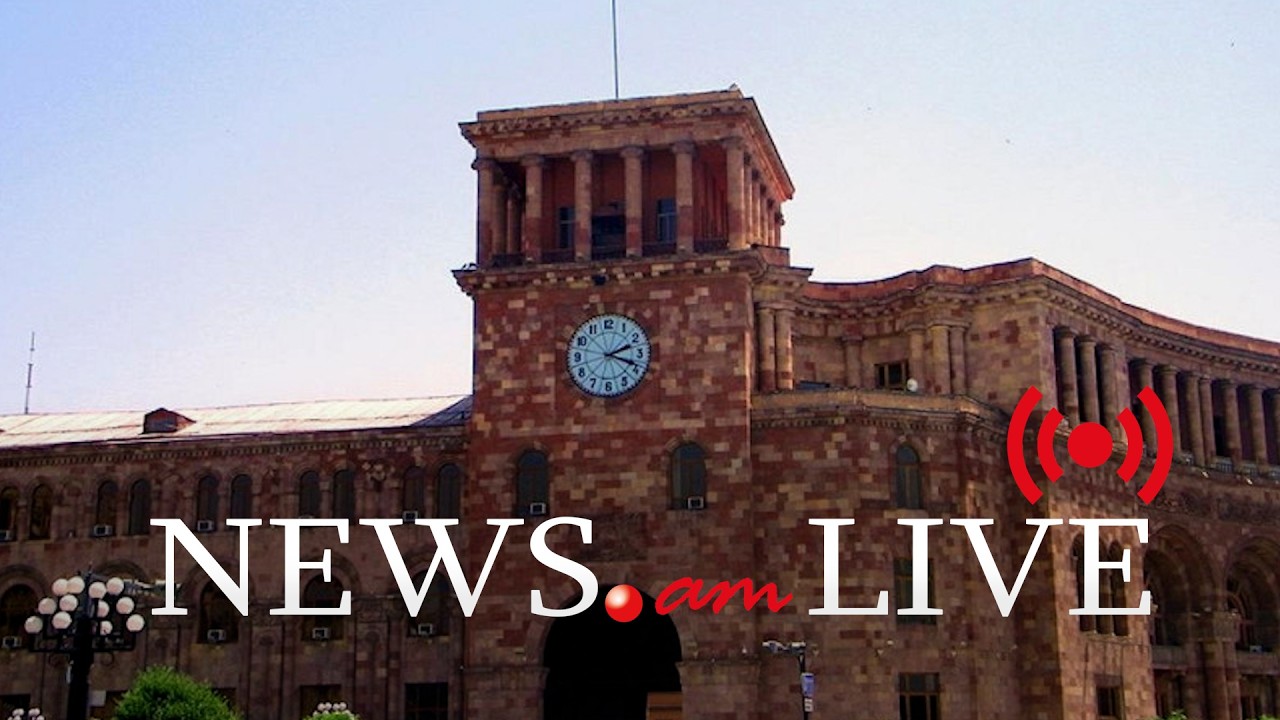 ՈւՂԻՂ. «Ֆուլ սայզ» էլեկտրոնիկայի խանութից տուժած քաղաքացիների բողոքի ակցիան կառավարության շենքի մոտ