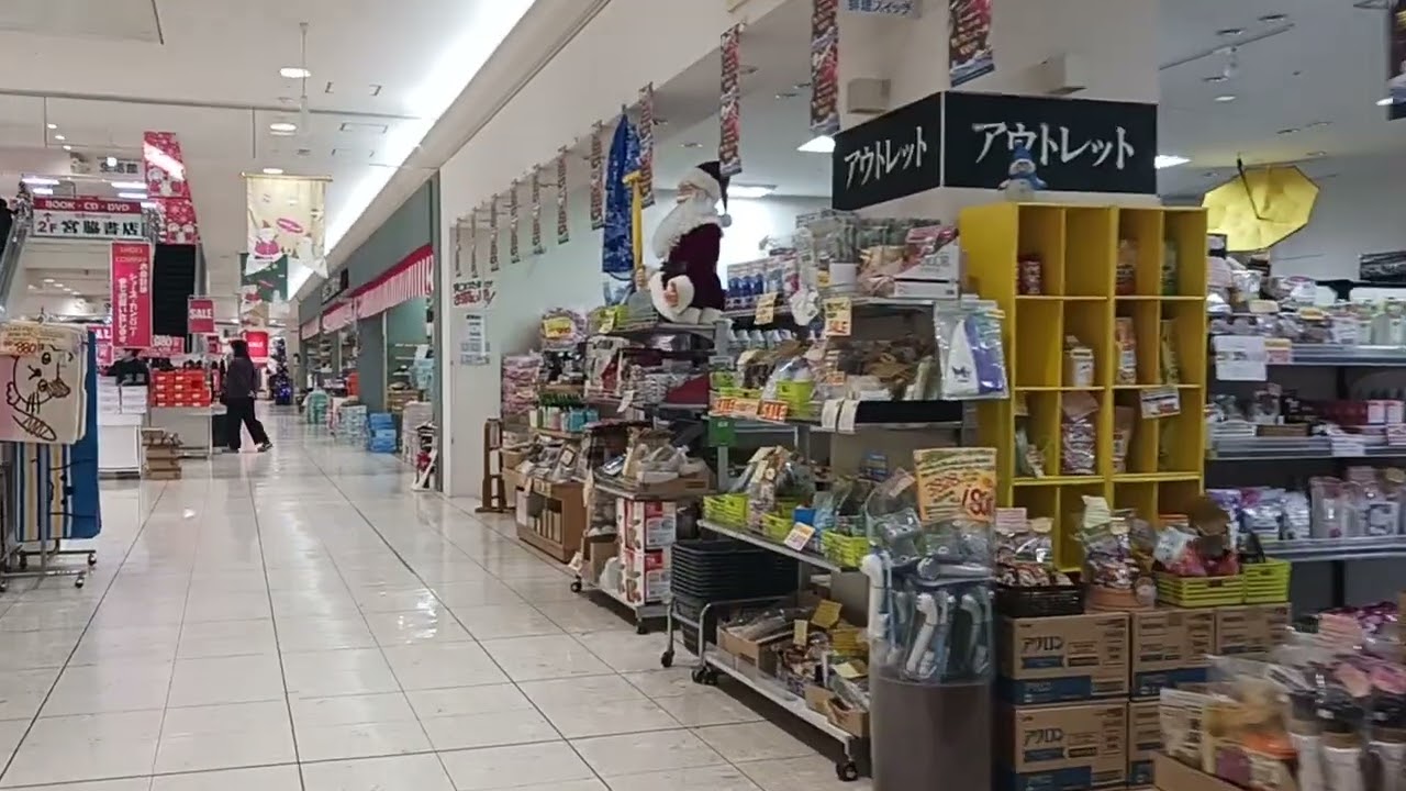 フジグラン今治一階