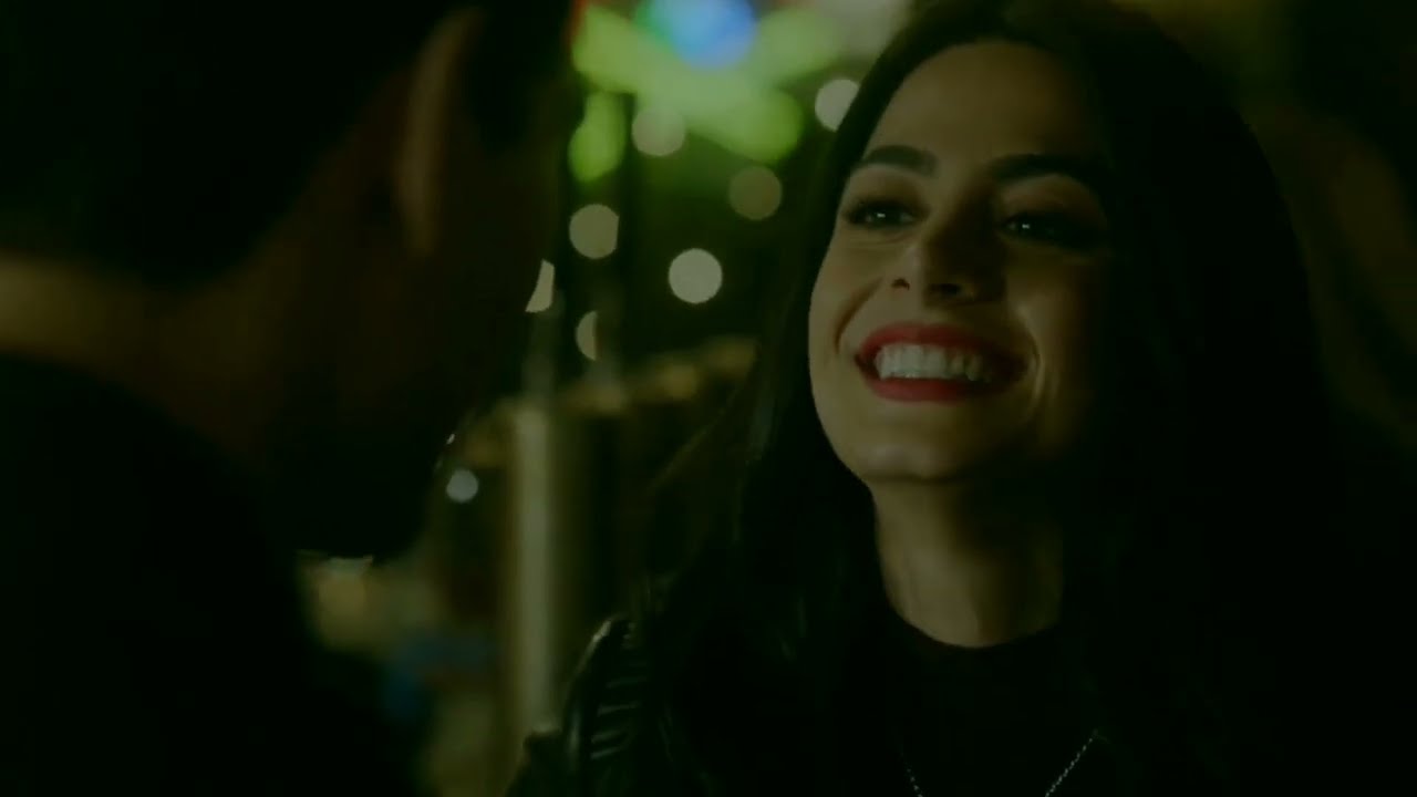 Isabelle Lightwood ➰️ Logoless S2A
